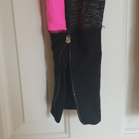 VS workout tights - Picture 3 of 3